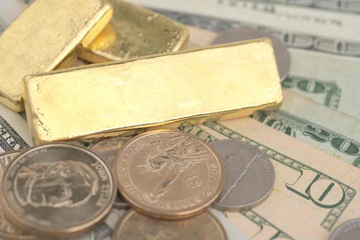 investasi-emas-atau-deposito-mana-yang-lebih-menjanjikan-agincourt