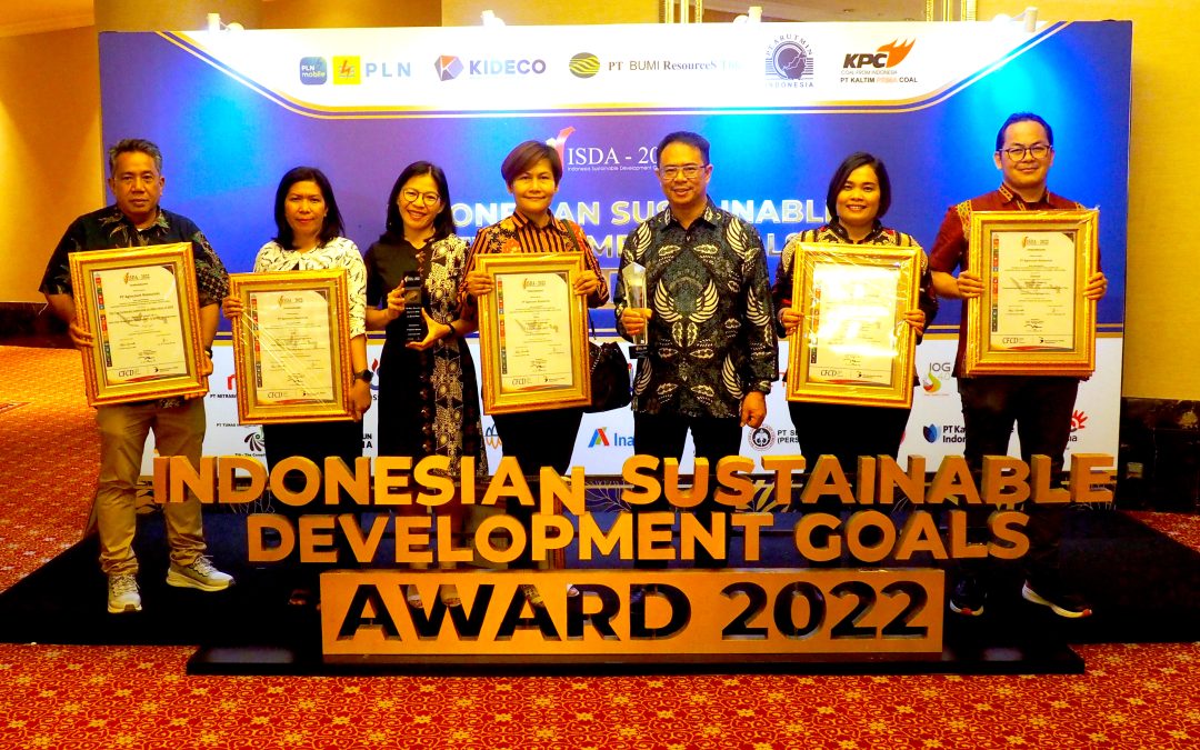 Penghargaan Emas Pendidikan dan Pendekatan Pendidikan Informal Sopo Daganak Untuk Anak Kreatif dan Berbudaya dalam Indonesian Sustainable Development Goals Award (ISDA) 2022