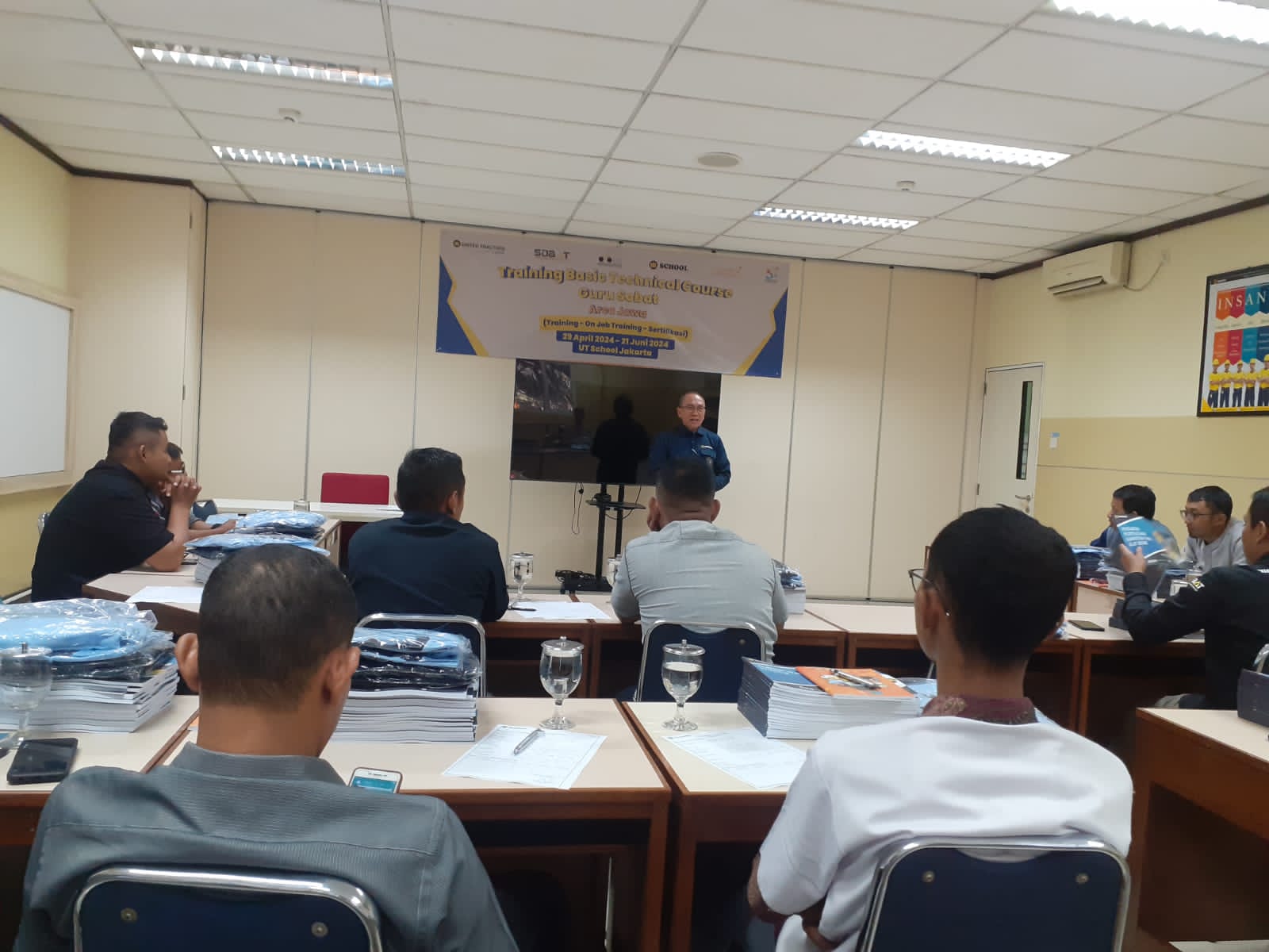 SMK Negeri 2 Batangtoru Teachers Enhanced Skills Through Basic Technical Course Training Content