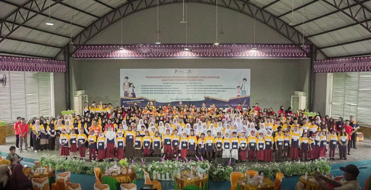 494 Students in South Tapanuli and Padangsidimpuan Awarded Martabe Prestasi Scholarships Worth a Total of IDR4.3 Billion