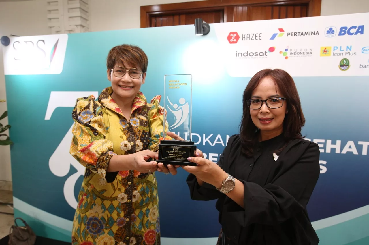 media-relations-award-mra-merupakan-ajang-penghargaan-tahunan-yang-bertujuan-untuk-mengapresiasi-kinerja-korporasi-dan-institusi-dalam-membangun-hubungan-media-yang-efektif-dan-konstruktif