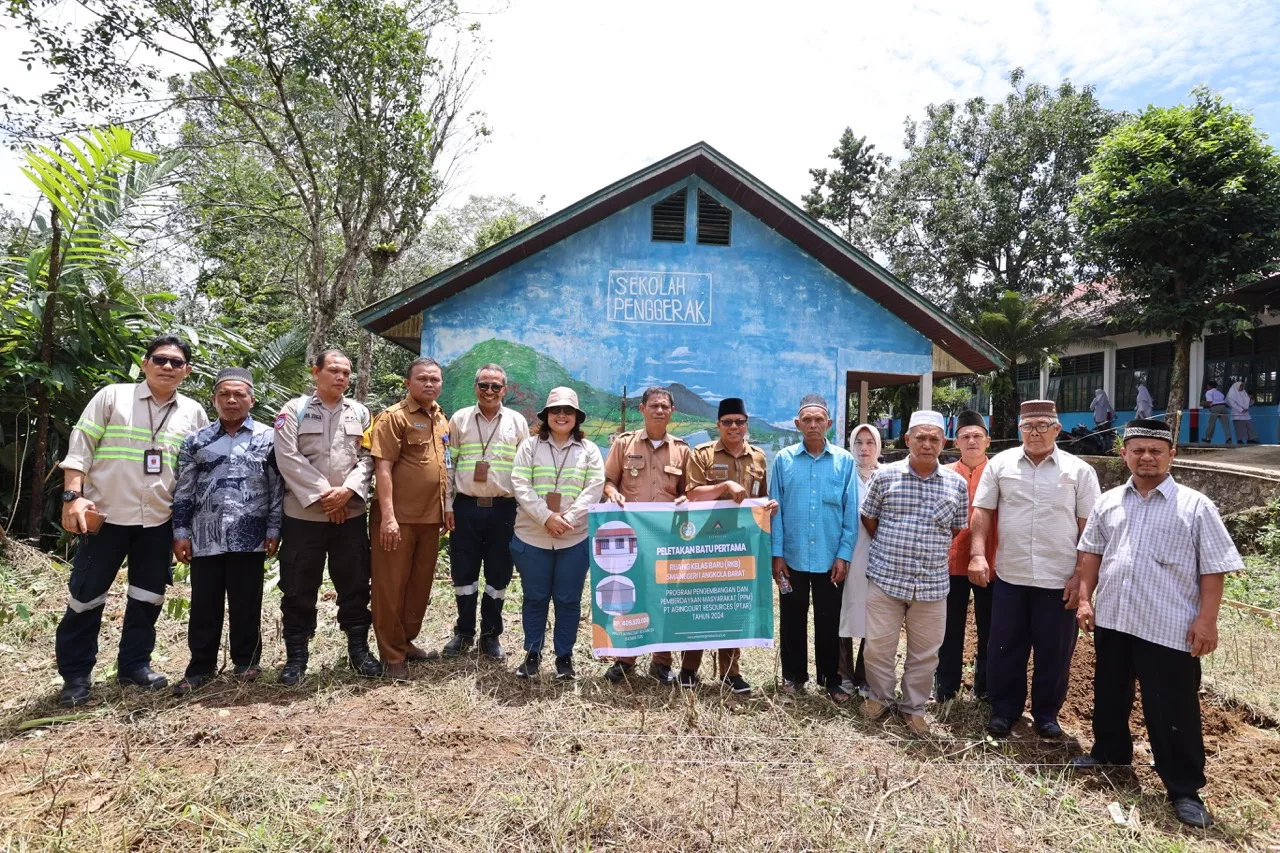 Agincourt Resources Constructed New Classroom at SMA Negeri 1 Angkola Barat