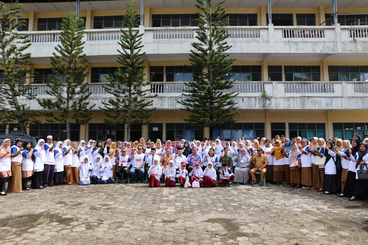 Intensive Science Olympiad Training Enhanced Education Quality in South Tapanuli and Padangsidimpuan 