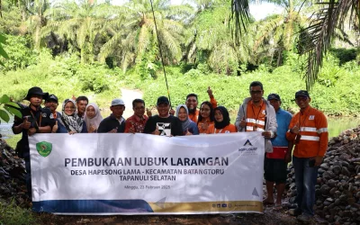 On Sunday, February 23, 2025, Agincourt Resources participated in the opening of the lubuk larangan (restricted fishing area) in Hapesong Lama Village