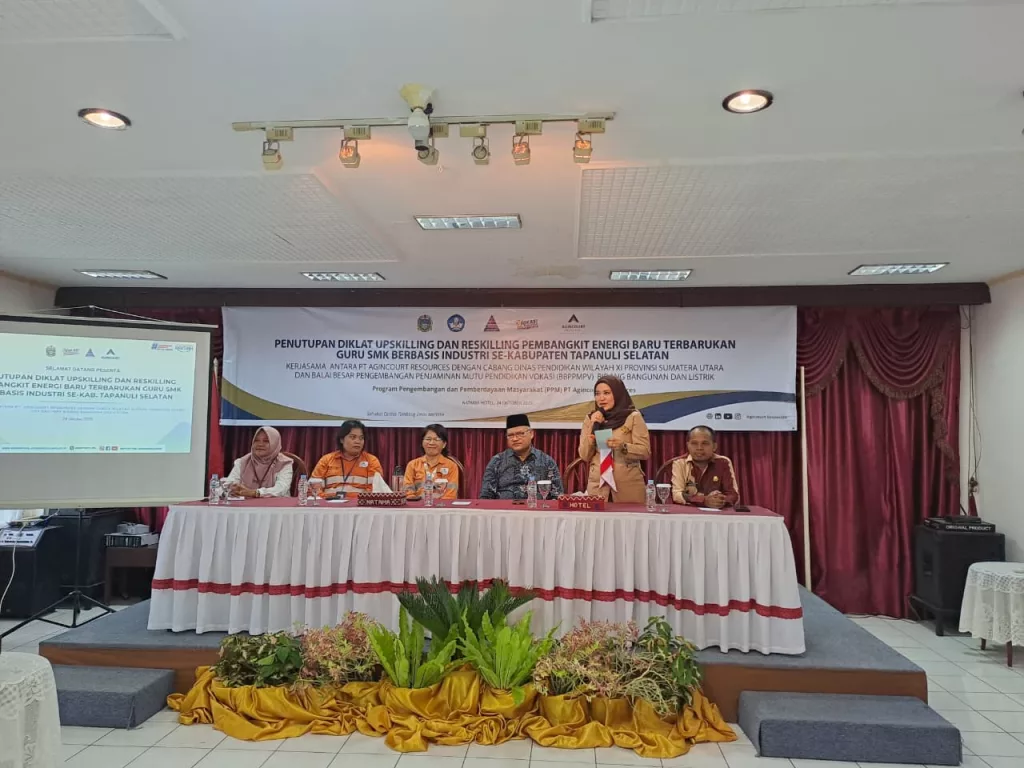 menyalakan-semangat-menguatkan-kapasitas-penutupan-diklat-upskilling-dan-reskilling-ebt-bagi-guru-smk 3