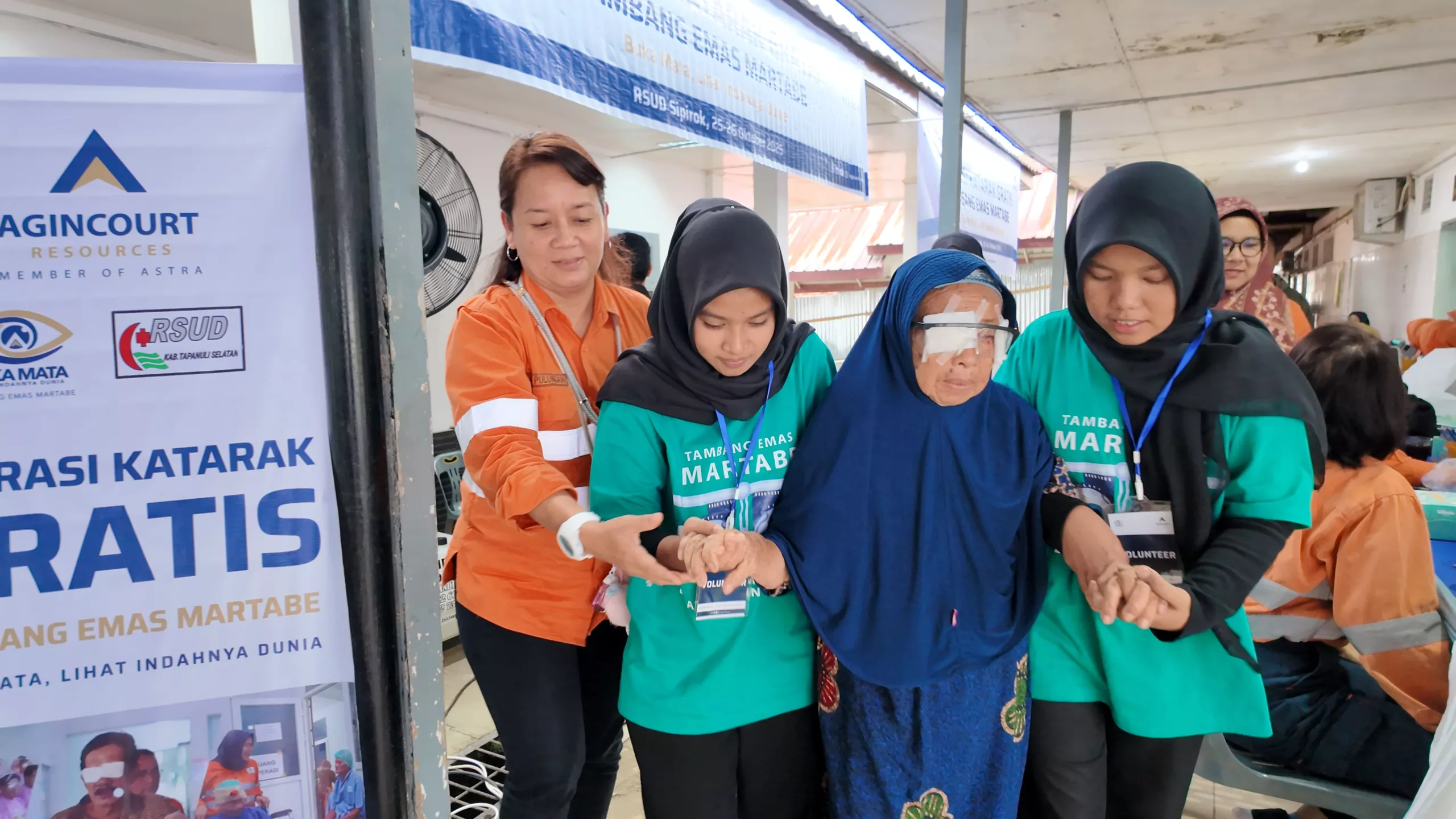 terang-kembali-menyapa-657-mata-lewat-operasi-katarak-gratis-tambang-emas-martabe terang-kembali-menyapa-657-mata-lewat-operasi-katarak-gratis-tambang-emas-martabe