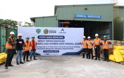Ministry of Energy and Mineral Resources Re-Delivers Aid for Flash Flood Victims in Batang Toru