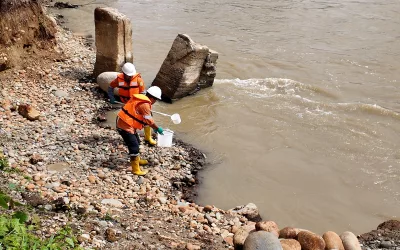 Proses Terpantau, Kepercayaan Terjaga: Tahapan Pengelolaan dan Pengambilan Sampel Air Sisa Proses secara Terbuka