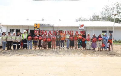 Sharing the Joy of Eid al-Fitr 1447 Hijri at the Temporary Shelter in Desa Napa