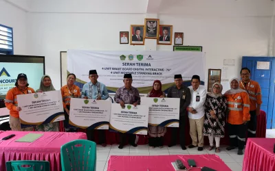 Teknologi Hadir, Pembelajaran Mengalir: Smart Board Digital Dukung Pembelajaran Interaktif Bagi Generasi Penerus