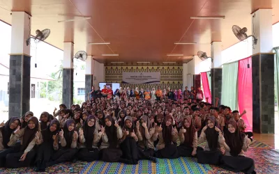 Mengenal Api, Mencegah Bahaya: Martabe Goes to School Edukasi Pencegahan Kebakaran