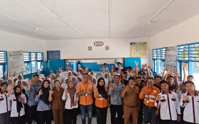 Planned Youth, Secured Future: GENRE Goes to School Visits SMP Negeri 2 Muara Batang Toru