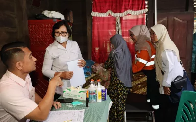 Mendekatkan Layanan Kesehatan, Hadirkan Manfaat bagi Masyarakat: Dokter Spesialis Masuk Desa Layani 132 Warga Siuhom